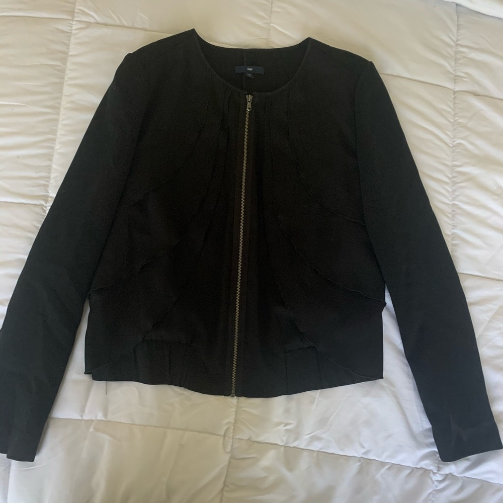 LAST DAY 11/10 🚨 BUNDLE 3 $5 for $10 🚨 Black blazer/bomber style jacket size M
